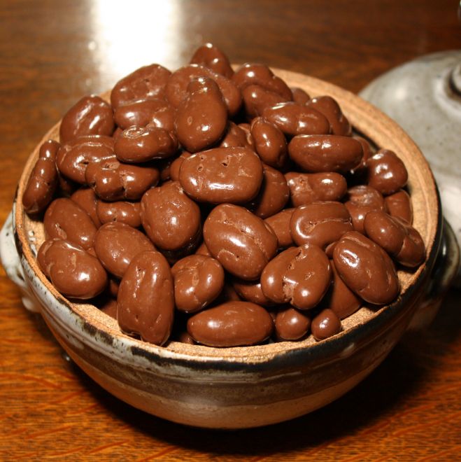 Chocolate Covered Honey Crisp Pecans - 25 lbs